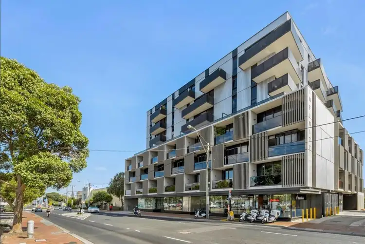 204/19-21 Hanover Street, Oakleigh VIC 3166