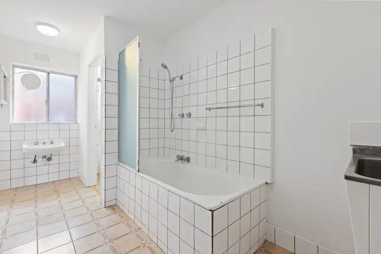 Fifth view of Homely apartment listing, 7/89 Collins Street, Mentone VIC 3194