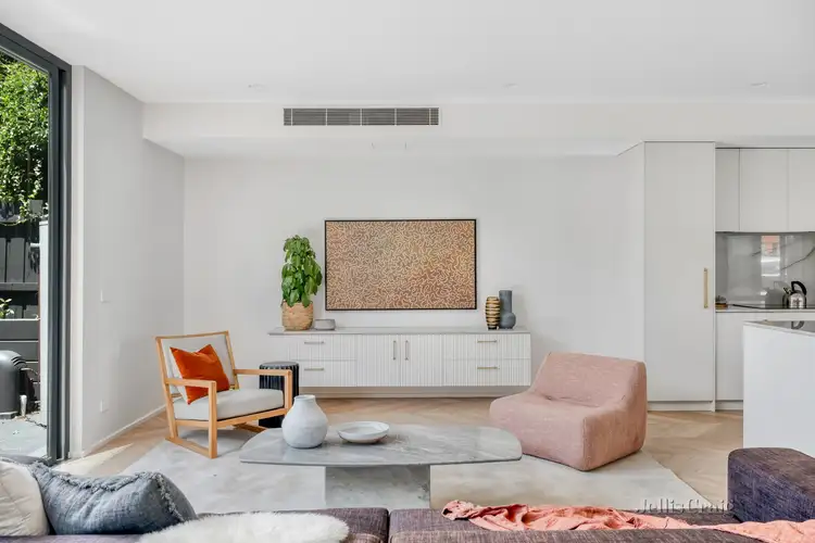 8 Truscott Street, Brunswick East VIC 3057