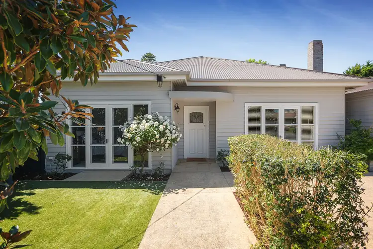 24 Hilda Street, Cheltenham VIC 3192