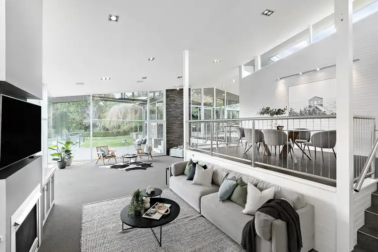 Second view of Homely house listing, 10 Bilgola Court, Mount Eliza VIC 3930