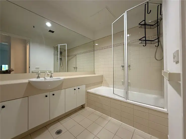 Fourth view of Homely apartment listing, 8/33 Jeffcott Street, West Melbourne VIC 3003