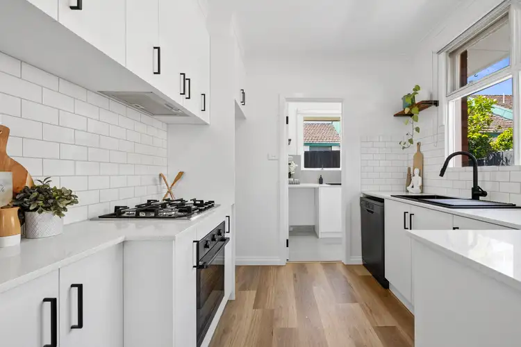 Sixth view of Homely unit listing, 3/430 Warrigal Road, Ashburton VIC 3147