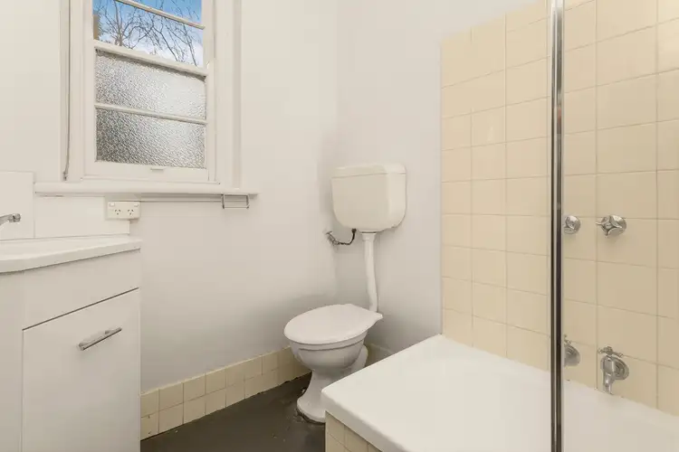 Fifth view of Homely house listing, 2E Hudson Street, Caulfield North VIC 3161