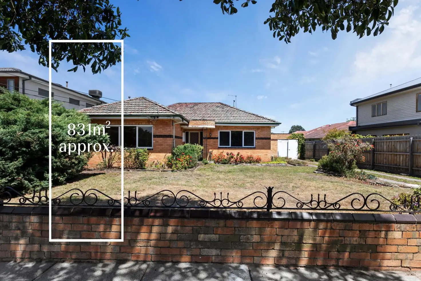 Main view of Homely house listing, 10 Chauvel Street, Bentleigh East VIC 3165
