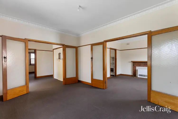 Second view of Homely house listing, 10 Chauvel Street, Bentleigh East VIC 3165