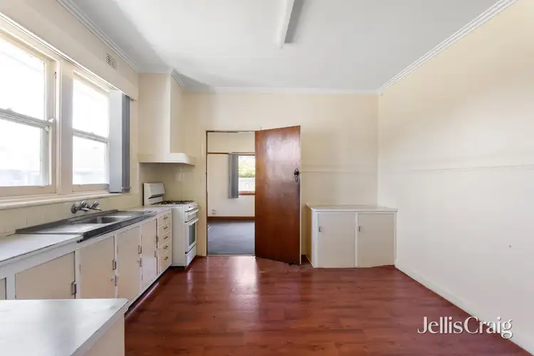 Sixth view of Homely house listing, 10 Chauvel Street, Bentleigh East VIC 3165