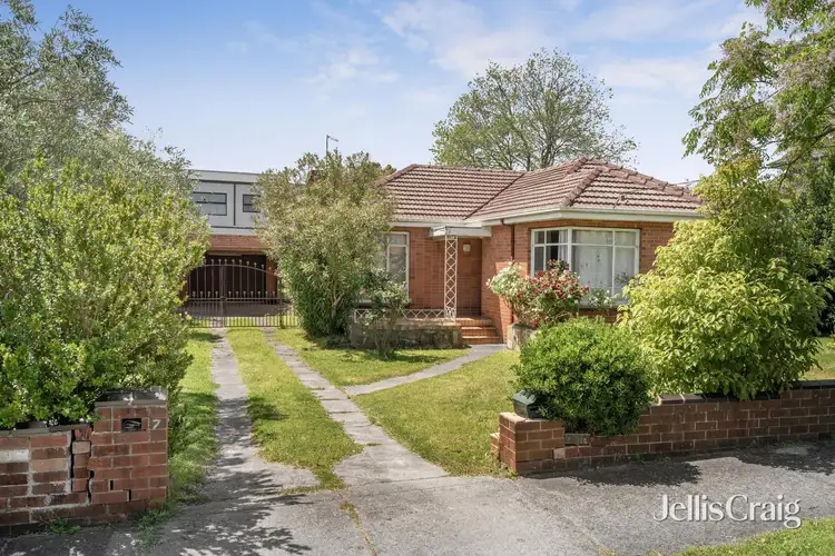 Fourth view of Homely house listing, 7 Deakin Street, Bentleigh East VIC 3165