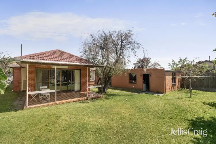 Fifth view of Homely house listing, 7 Deakin Street, Bentleigh East VIC 3165