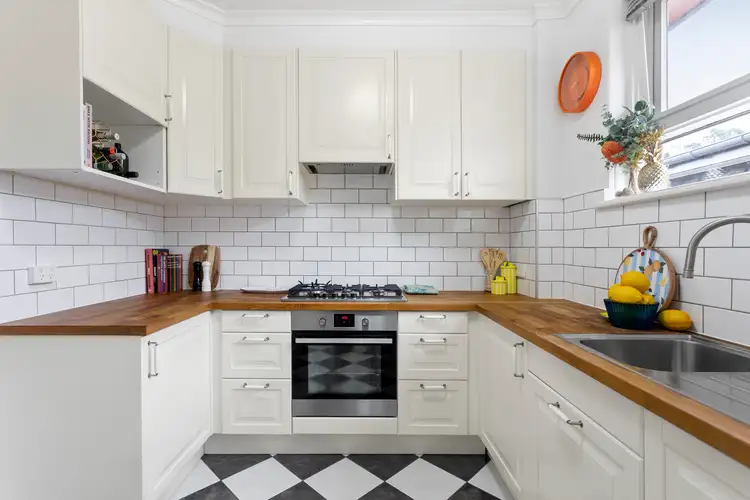 Fourth view of Homely apartment listing, 8/3 Ravens Grove, St Kilda East VIC 3183