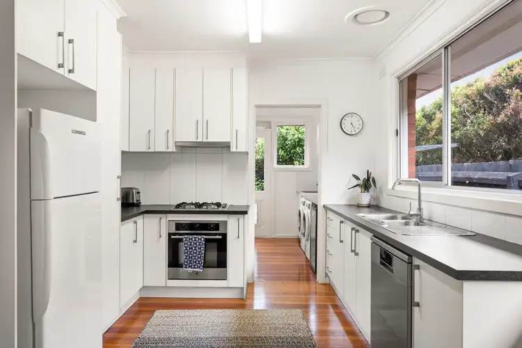 Second view of Homely unit listing, 5/11 Oswald Street, Elsternwick VIC 3185
