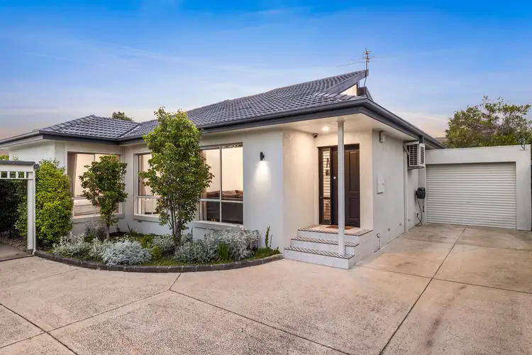 2/67 Carmichael Road, Oakleigh East VIC 3166