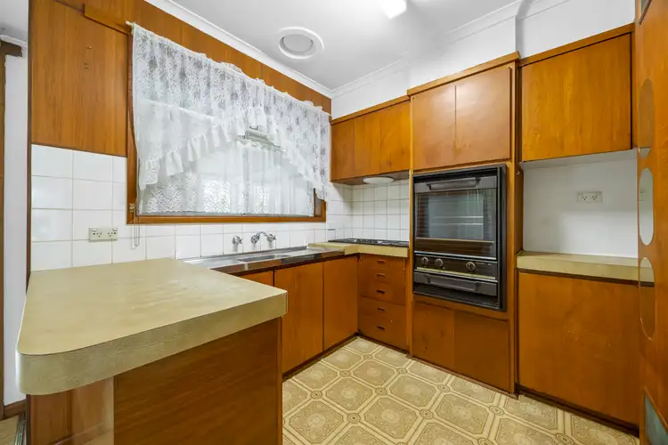 Second view of Homely unit listing, 2/7 Arthur Street, Alfredton VIC 3350