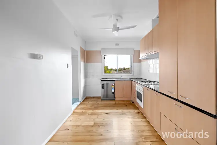 7 Dorrington Avenue, Reservoir VIC 3073