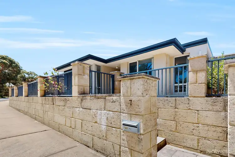 7 Hirono Approach, Meadow Springs WA 6210