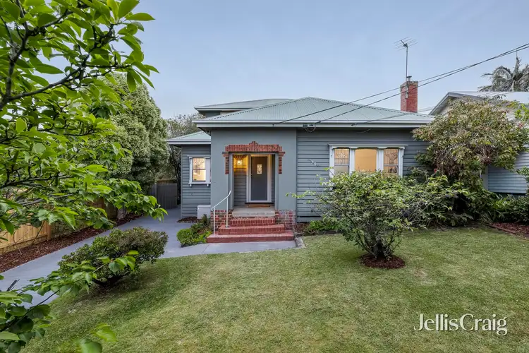 24 Wahroongaa Road, Murrumbeena VIC 3163