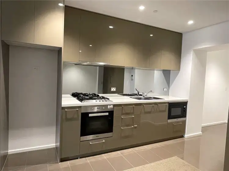 Fourth view of Homely apartment listing, 1810/601 Little Lonsdale Street, Melbourne VIC 3000