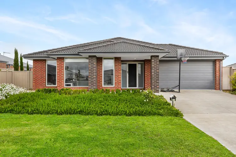 31 Silver Leaf Way, Winter Valley VIC 3358