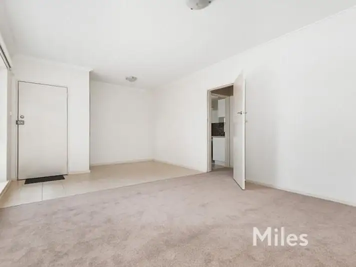 Third view of Homely apartment listing, 7/1054 Heidelberg Road, Ivanhoe VIC 3079