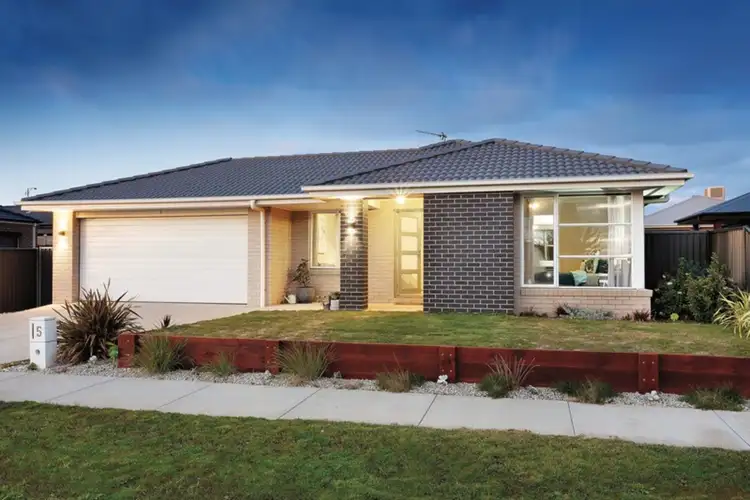5 McCallum Street, Lucas VIC 3350