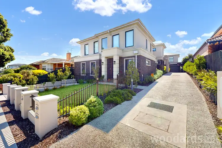 2/28 Dumossa Avenue, Bulleen VIC 3105