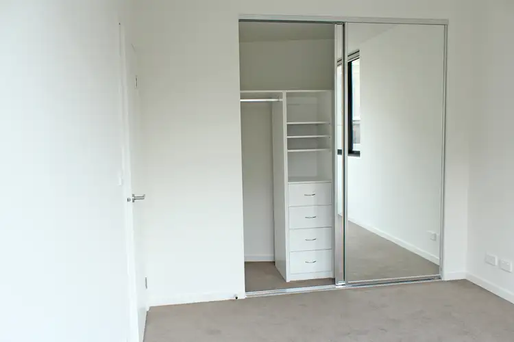 Fifth view of Homely apartment listing, 302b/1142 Nepean Highway, Highett VIC 3190