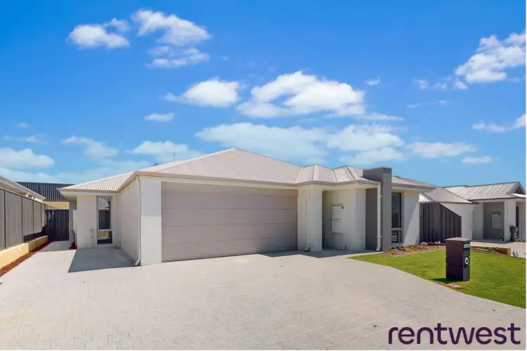 8A Glimmer Rd, Eglinton WA 6034