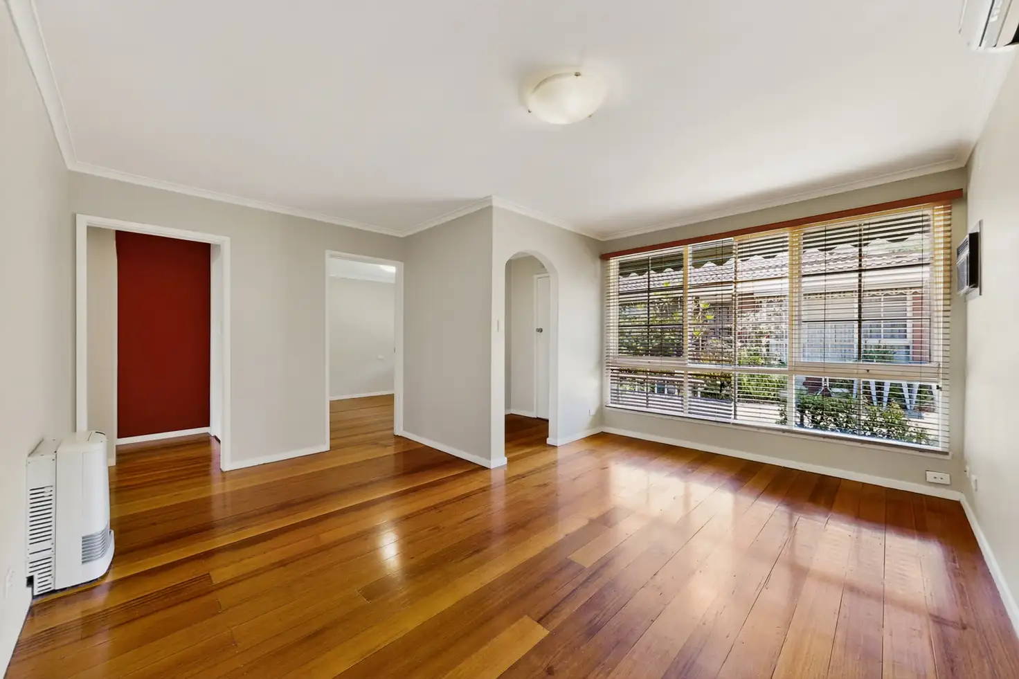 Main view of Homely unit listing, 2/39 Flinders Street, Mentone VIC 3194