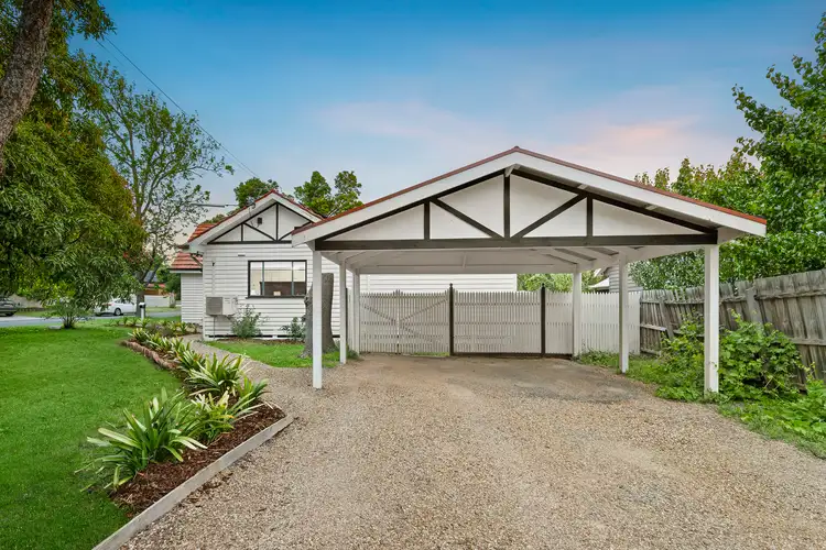 4 Erica Crescent, Heathmont VIC 3135