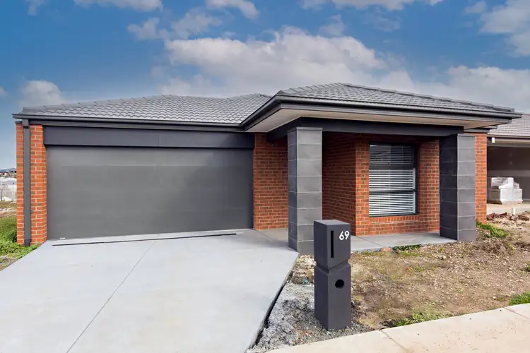 69 Sundance Boulevard, Winter Valley VIC 3358