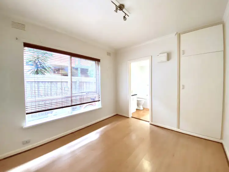 Third view of Homely apartment listing, 3/5 Spray Street, Elwood VIC 3184