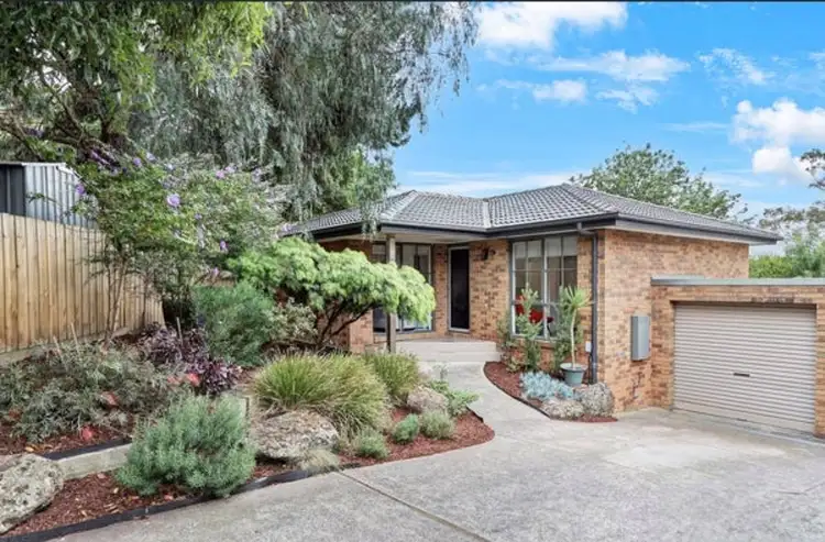 2/27 Boronia Road, Vermont VIC 3133