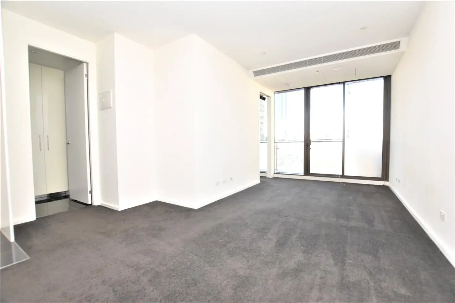 Main view of Homely apartment listing, 1003/118 Kavanagh Street, Southbank VIC 3006