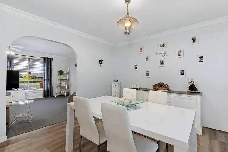 Fifth view of Homely house listing, 4 Kentucky Court, Delacombe VIC 3356