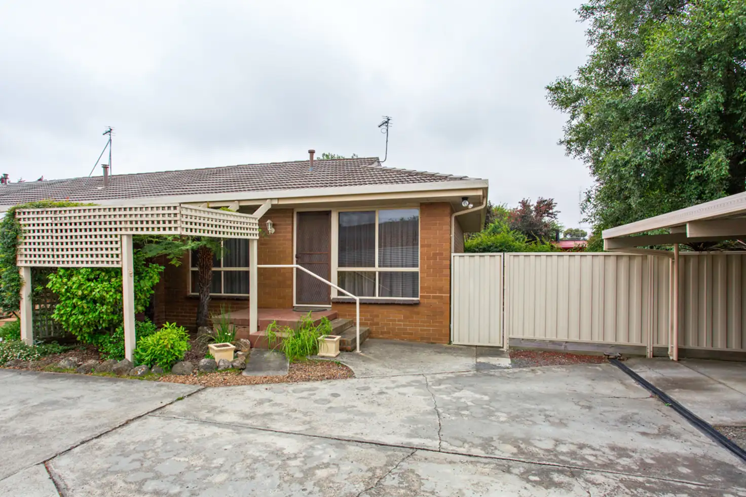 Main view of Homely unit listing, 3/24 Molbray Street, Wendouree VIC 3355