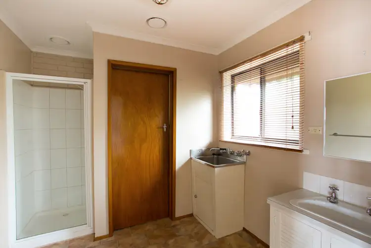 Fifth view of Homely unit listing, 3/24 Molbray Street, Wendouree VIC 3355