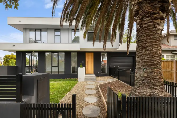 8 Cowra Street, Brighton VIC 3186