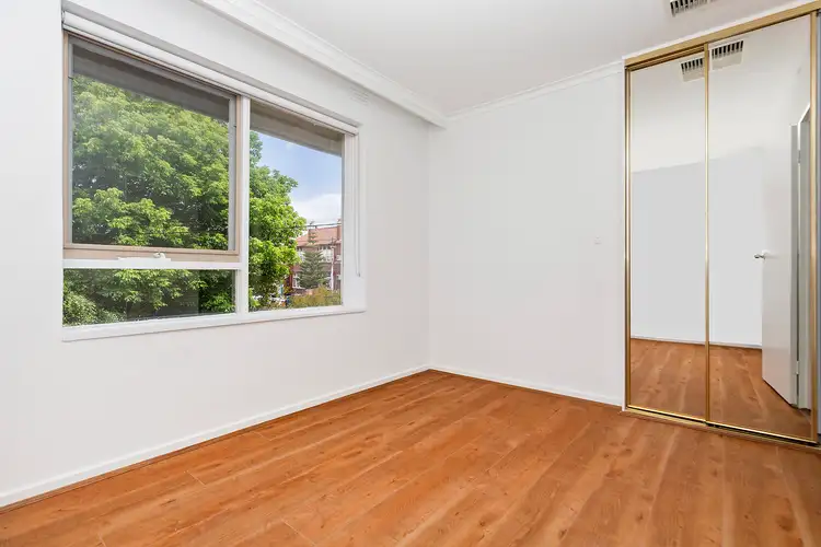 Fourth view of Homely apartment listing, 5/2A Kinross Avenue, Caulfield North VIC 3161