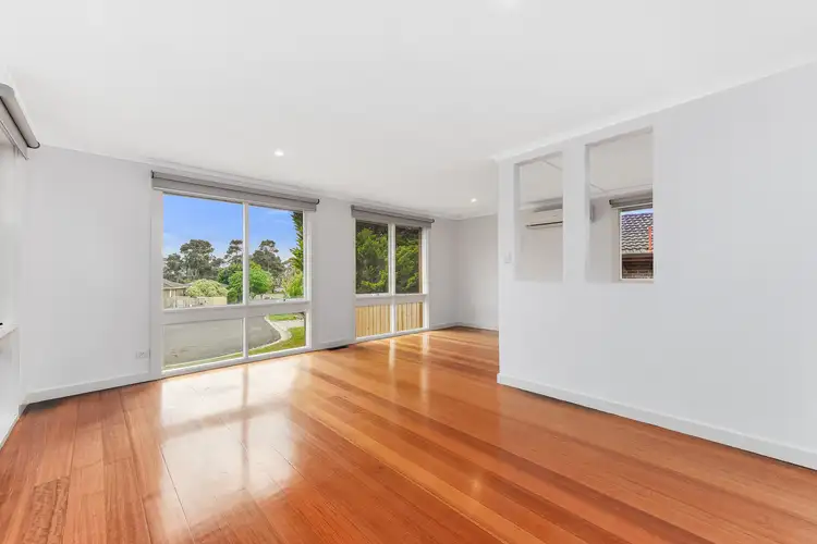 Second view of Homely house listing, 6 Carter Court, Frankston VIC 3199