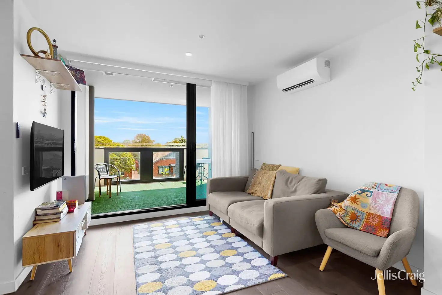 Main view of Homely apartment listing, 202/50 Kambrook Road, Caulfield North VIC 3161