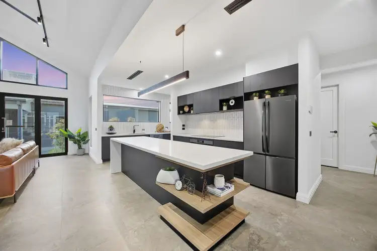 Seventh view of Homely house listing, 10 Blomeley Drive, Lucas VIC 3350