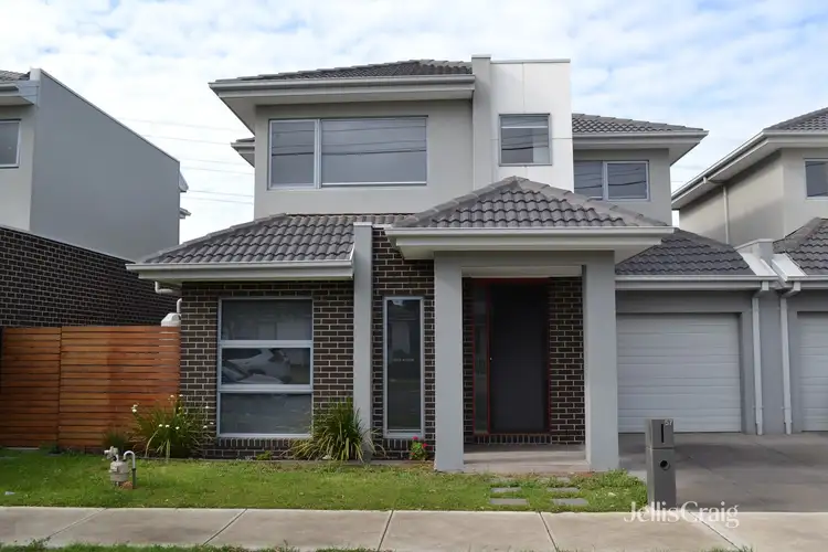 57 Primula Avenue, Brooklyn VIC 3012