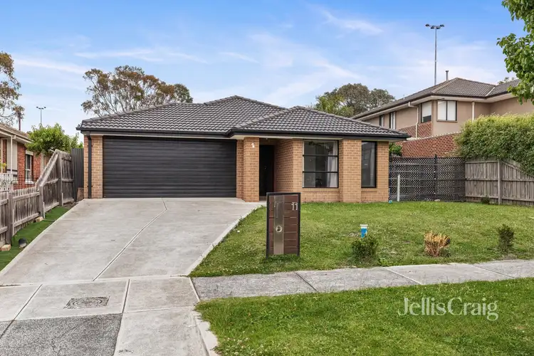11 Ayton Street, Ivanhoe VIC 3079