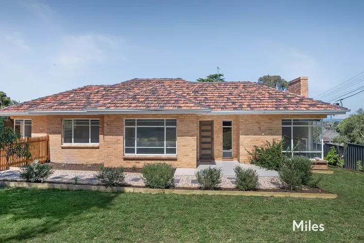 2 Macleod Parade, Macleod VIC 3085