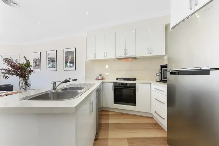 2/5 Bramton Court, Mulgrave VIC 3170