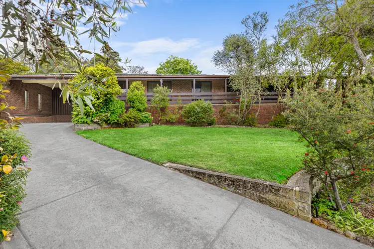 4 Carinda Court, Mount Clear VIC 3350