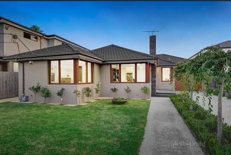 6 Adrian Street, Bentleigh East VIC 3165