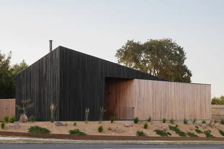 37 Albert Street, Creswick VIC 3363