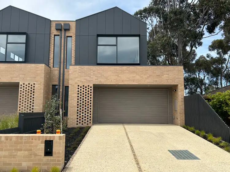 34 Chappell Dr, Wantirna South VIC 3152