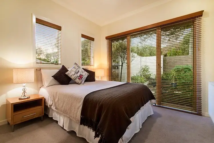 Fourth view of Homely unit listing, 1/11 Ludbrook Avenue, Caulfield South VIC 3162